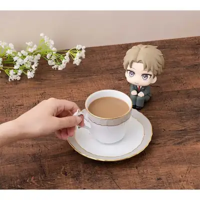 Figurine Spy × Family lookup loid forger